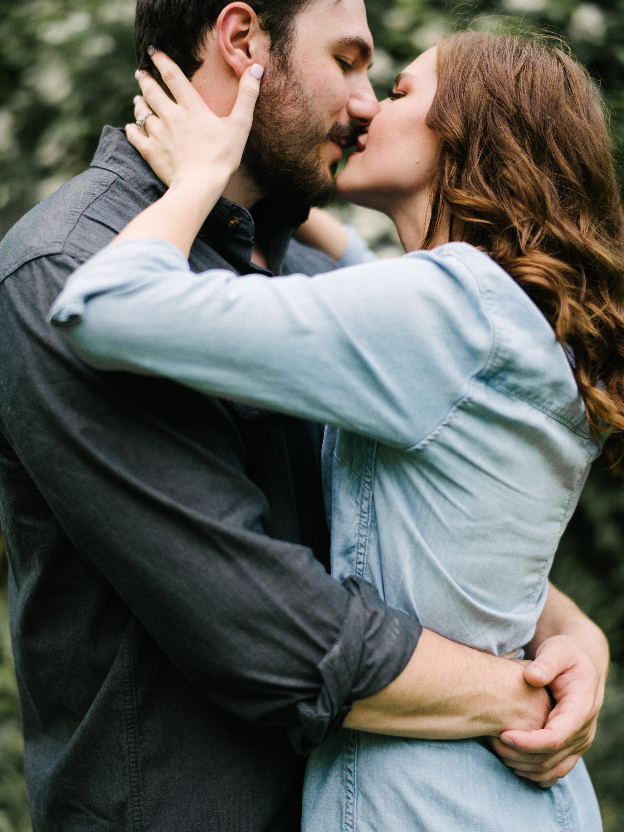 Kansas City Engagement and Wedding Photographer Rusty Wright Zach Eaton Sara Albrecht