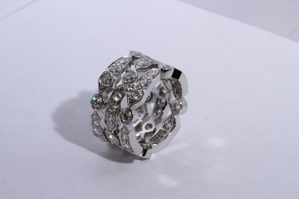 Diamond ring from the existing mmm.tv archive