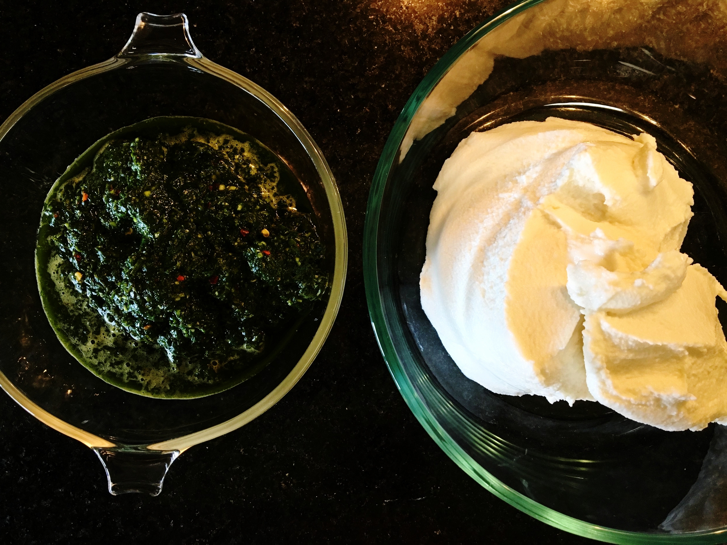 Basil and egg puree with the ricotta waiting to be mixed in. 