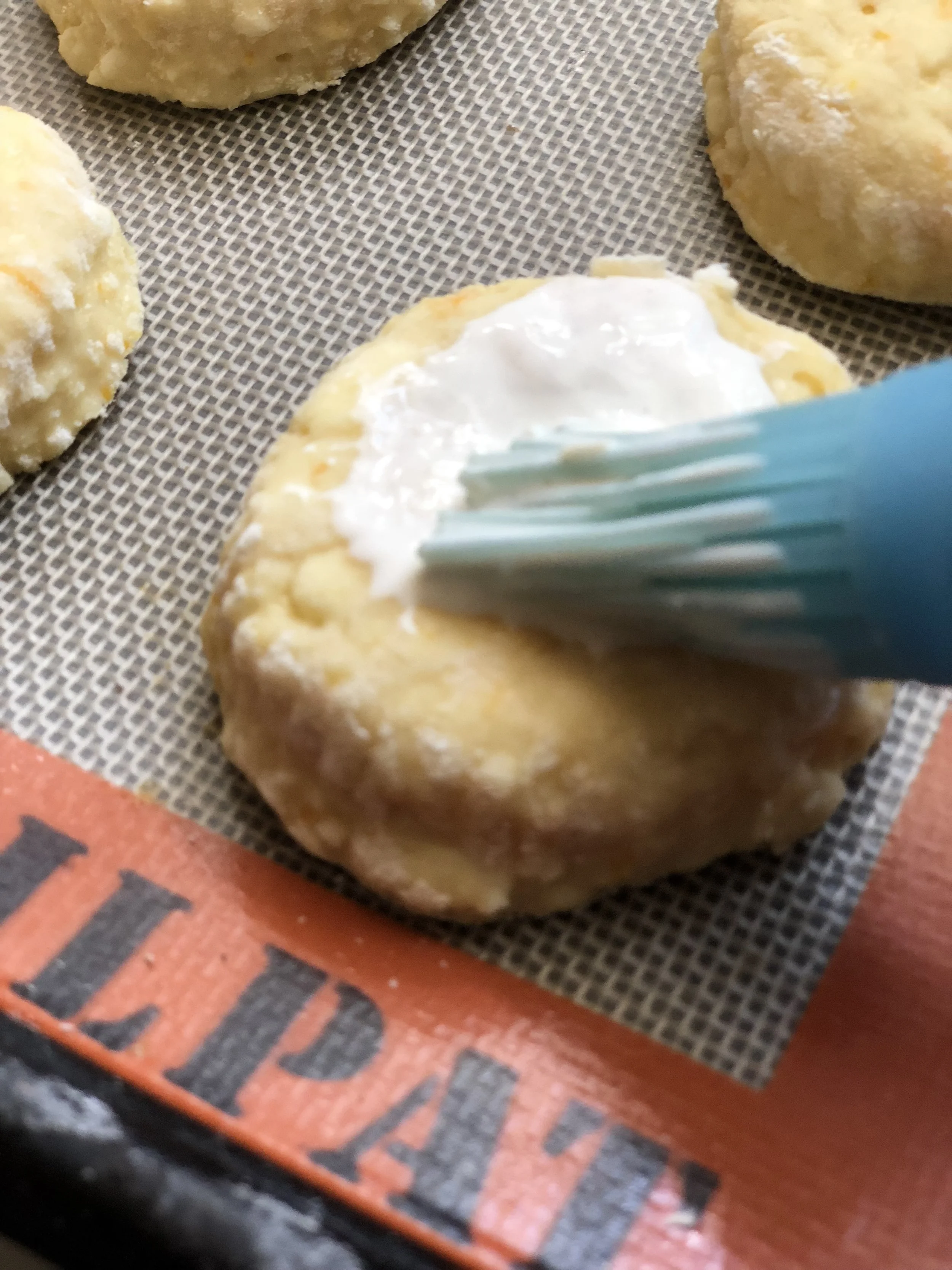 Brush the tops with Buttermilk or heavy cream!