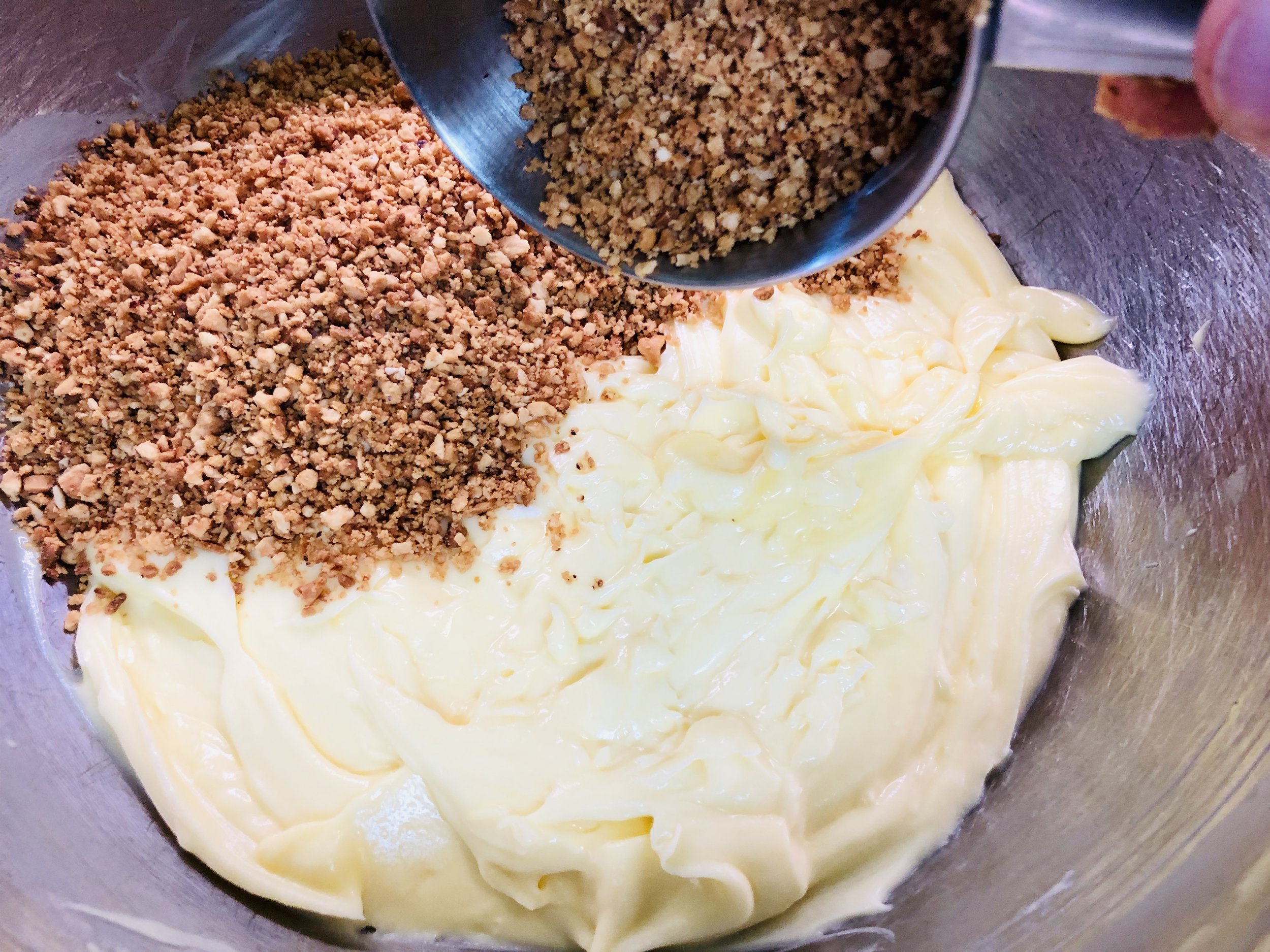 add the roasted hazelnut and fold in with the whipped cream.