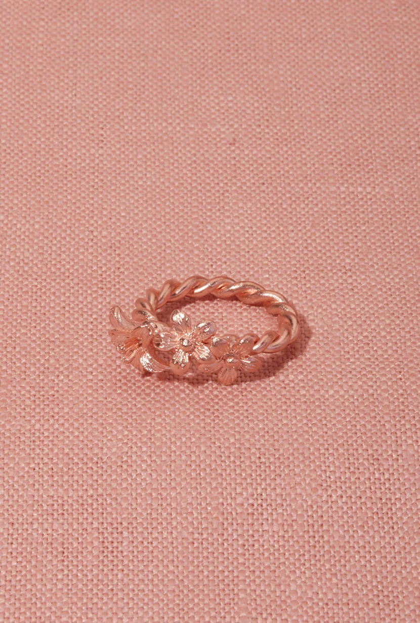 Garland-Ring-Solid-9ct-Rose-Gold-Flatlay-PDP