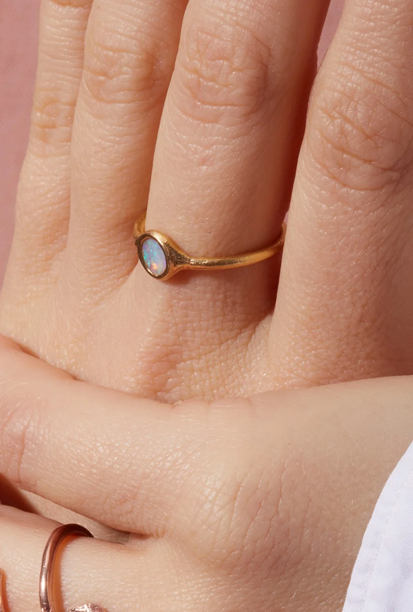 Grandfather's-Opals-Number-1-Ring-Solid-18ct-Yellow-Gold-Model-PDP-2