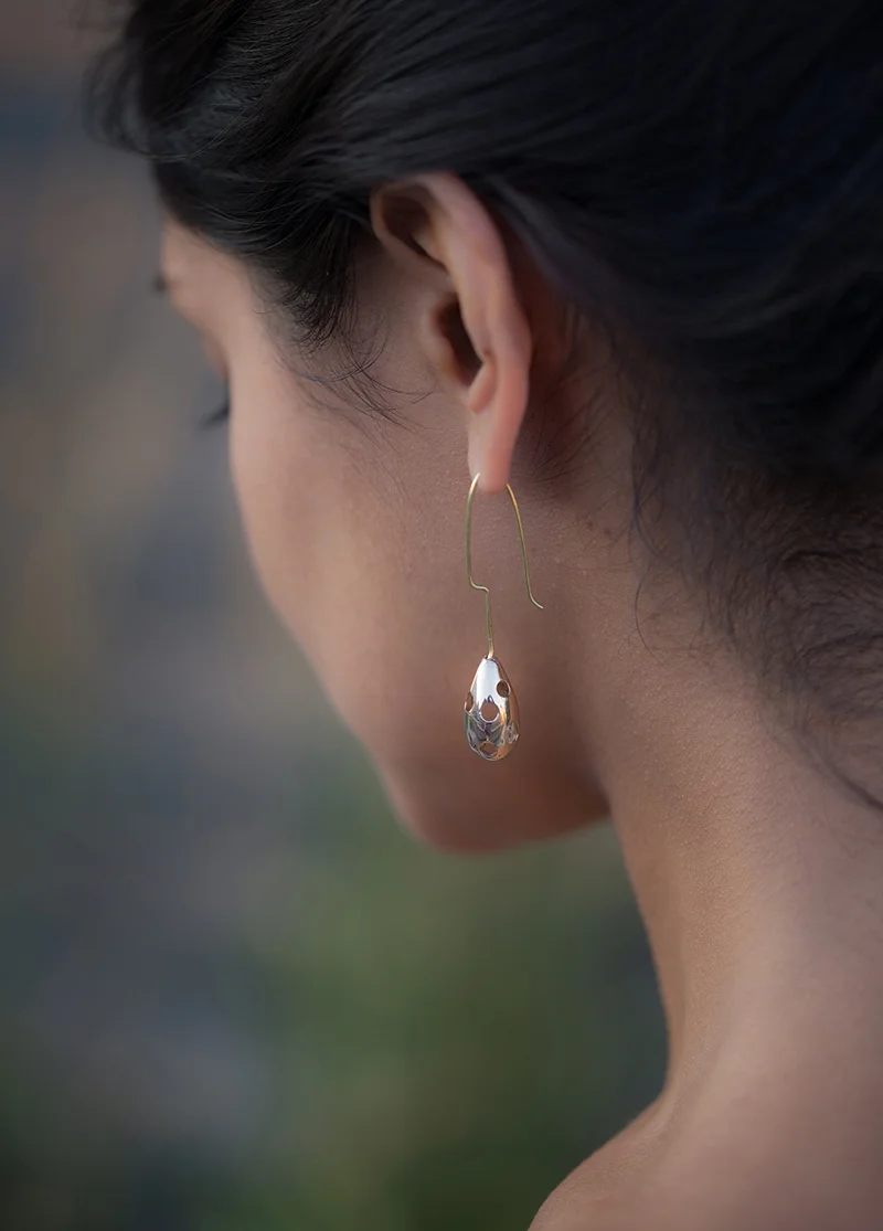 drop earring gold4.jpg