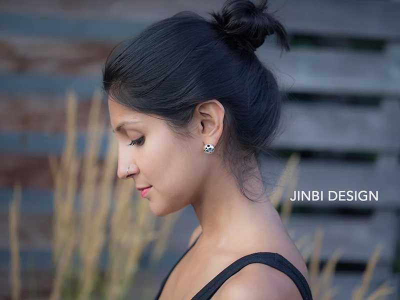 bubble earring black3.jpg