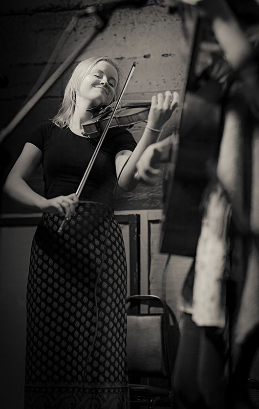 20150207_0394performer copy.png