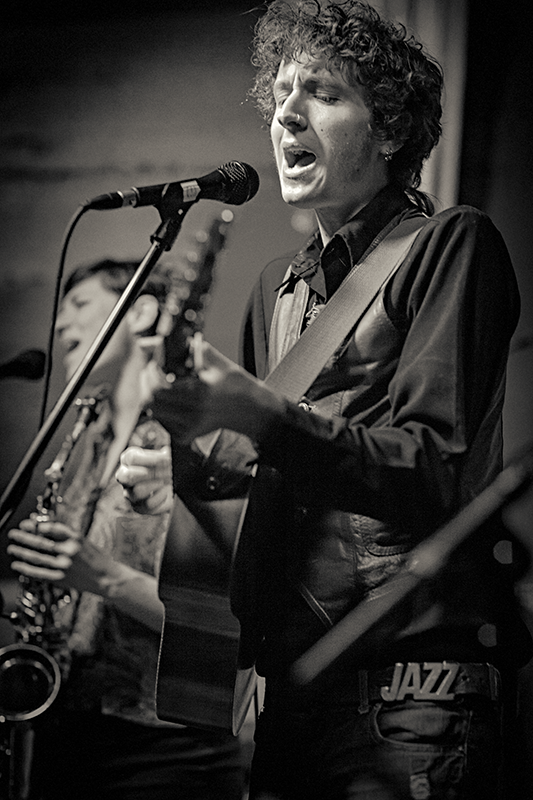 20150509_0670performer copy.png
