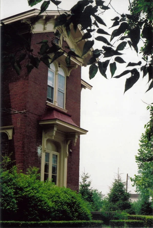 Image004.jpg