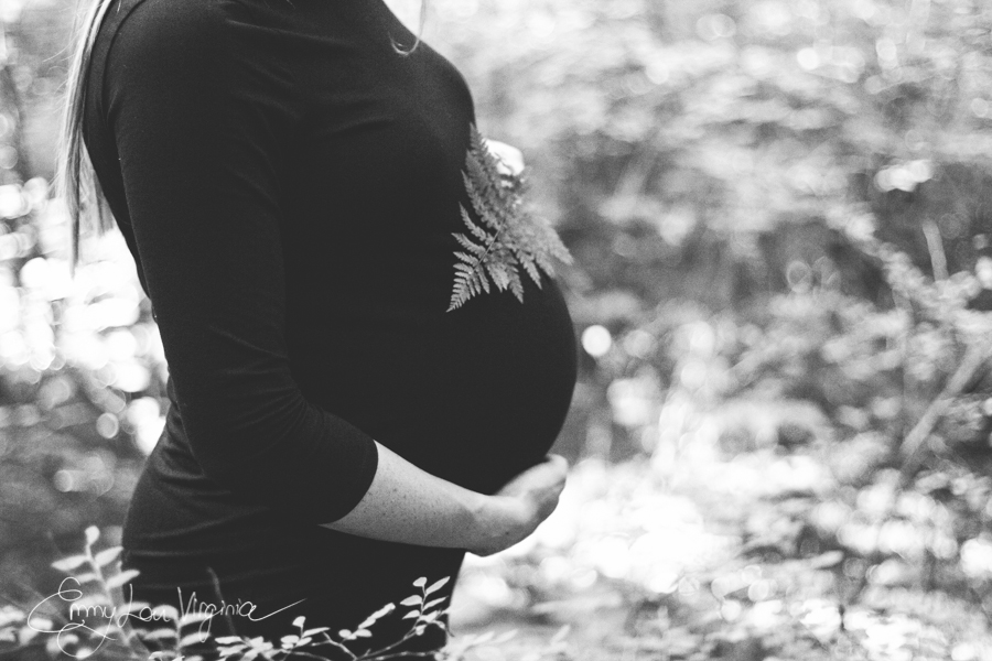 Amber & Kevin, Maternity Session, July 2013 - low-res - Emmy Lou Virginia Photography-54.jpg