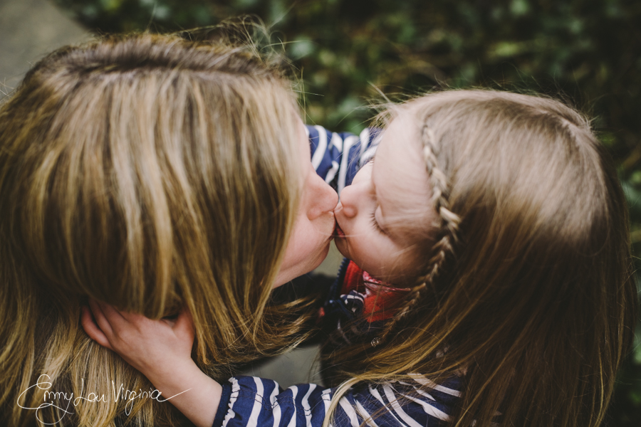North Vancouver Family Photographer - Emmy Lou Virginia Photography-11.jpg
