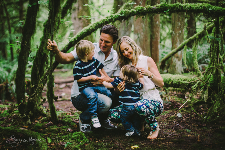 North Vancouver Family Photographer - Emmy Lou Virginia Photography-23.jpg