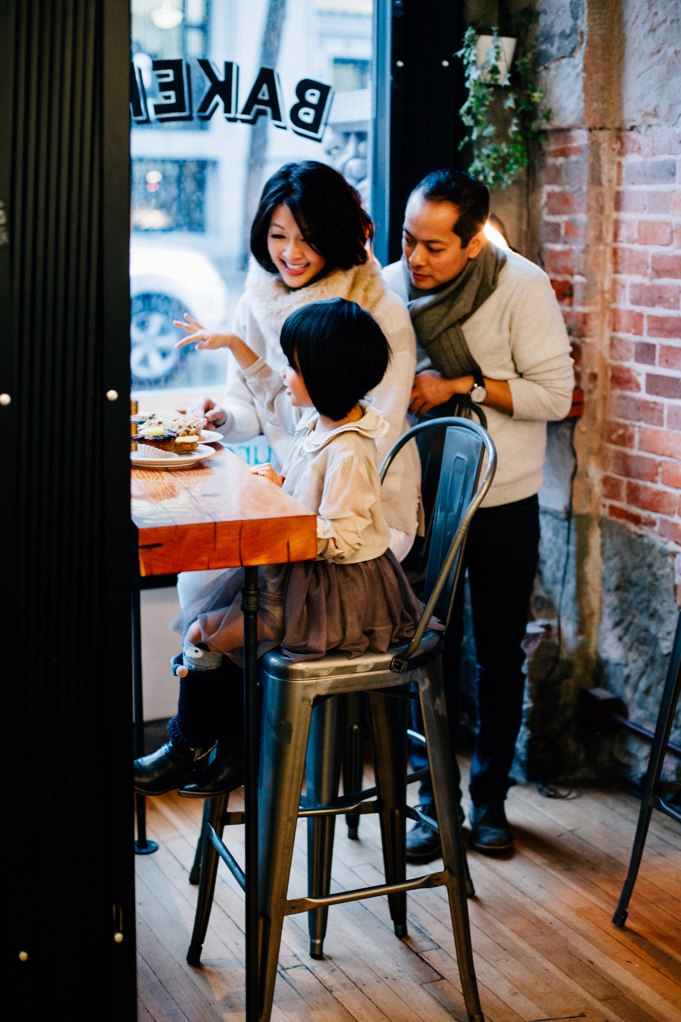 Vancouver family photographer bakery mini session-14.jpg