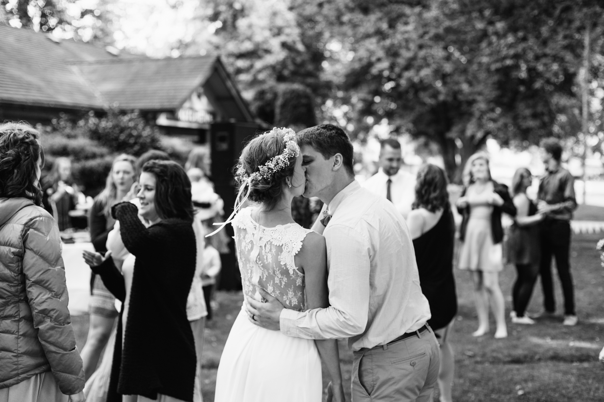 Vancouver Love Story Photographer - Emmy Lou Virginia Photography-68.jpg