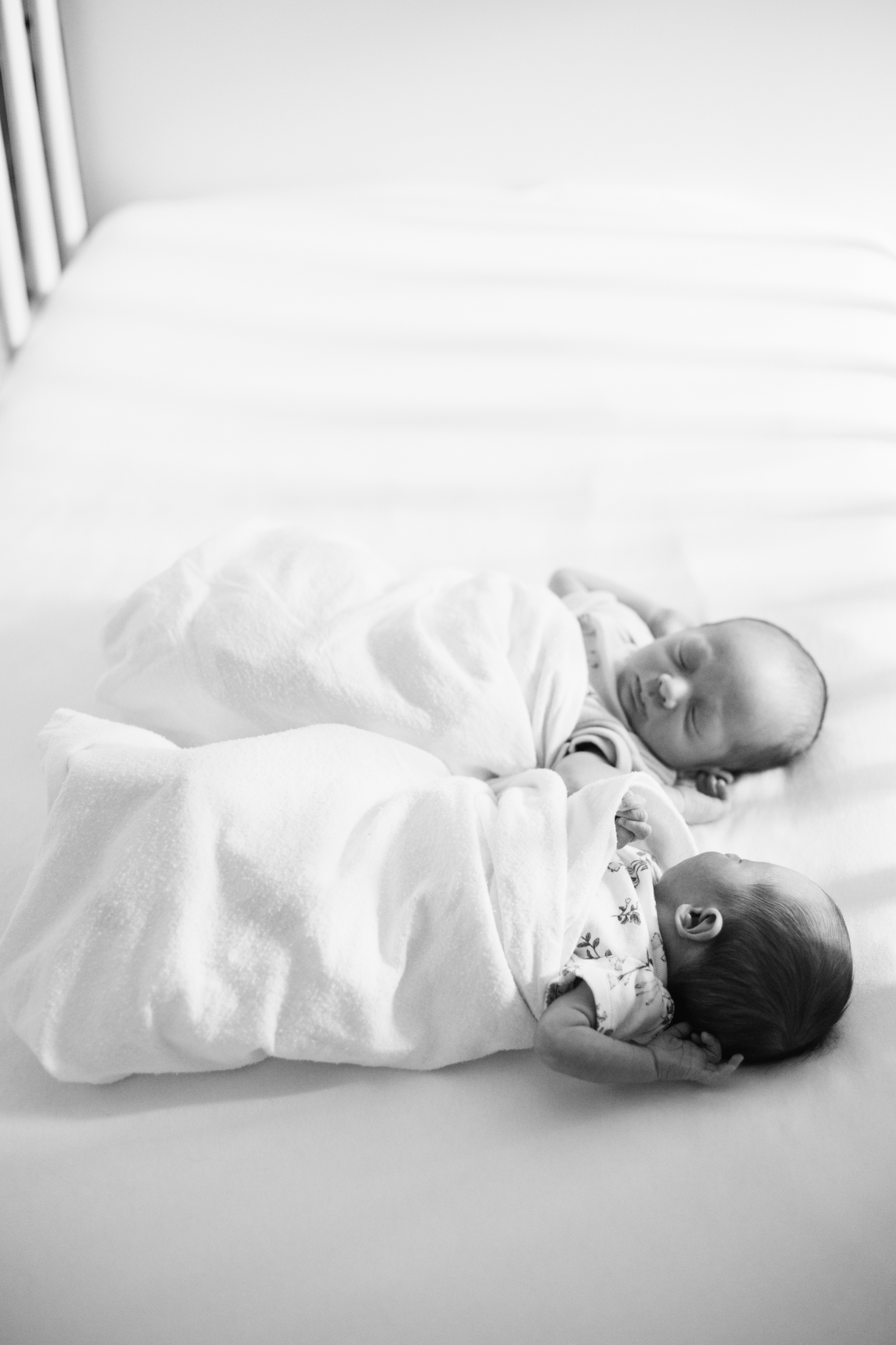 Vancouver In-home lifestyle newborn photographer-4.jpg