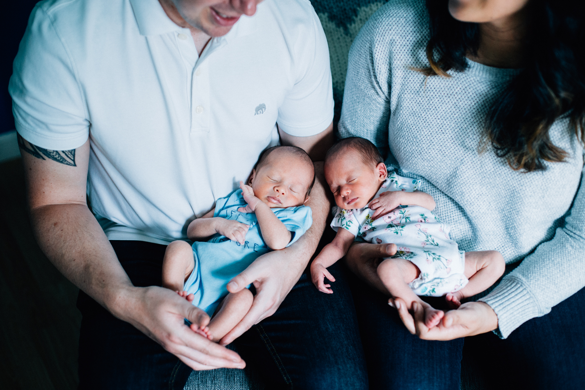 Vancouver In-home lifestyle newborn photographer-21.jpg