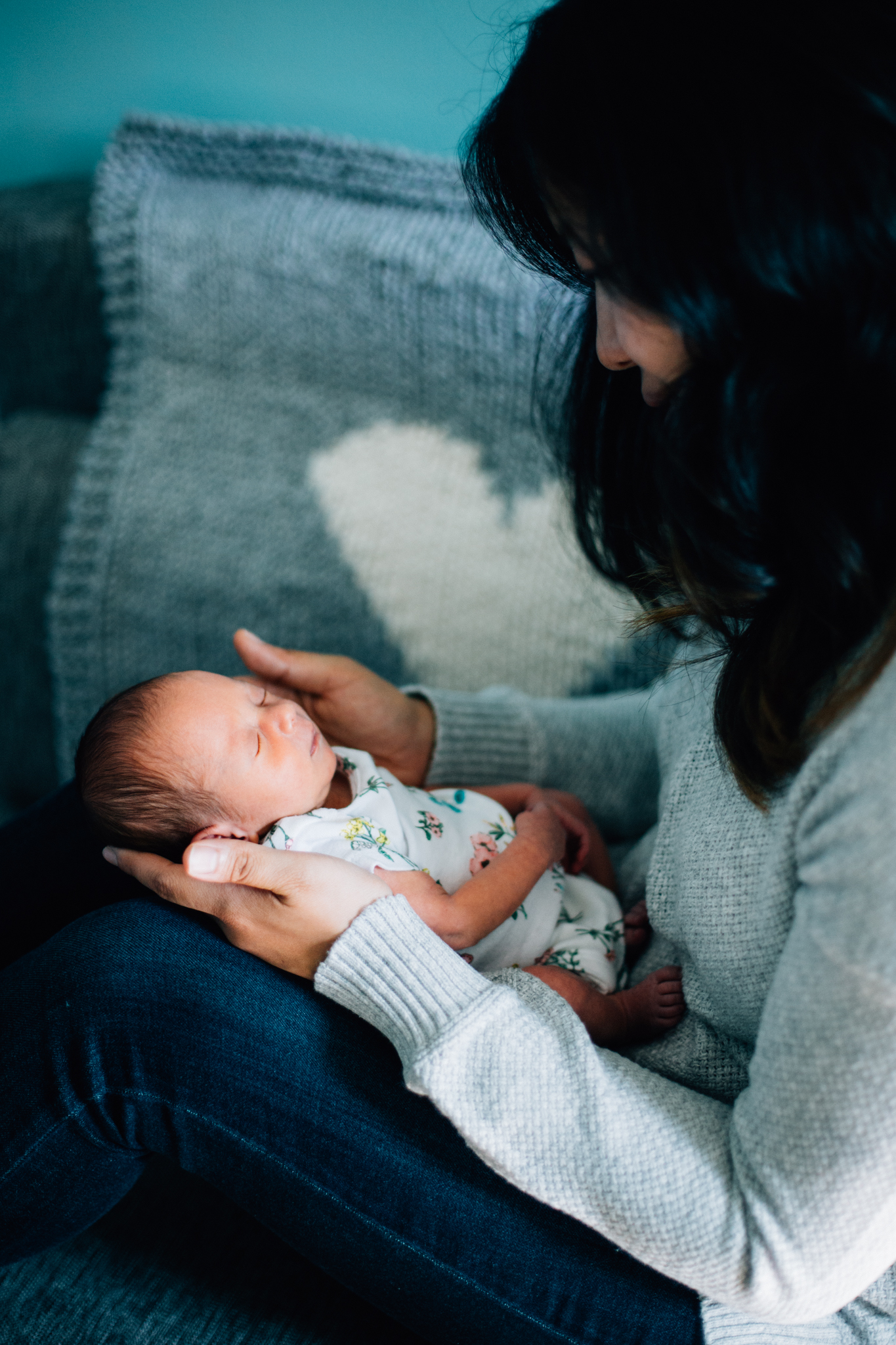 Vancouver In-home lifestyle newborn photographer-48.jpg