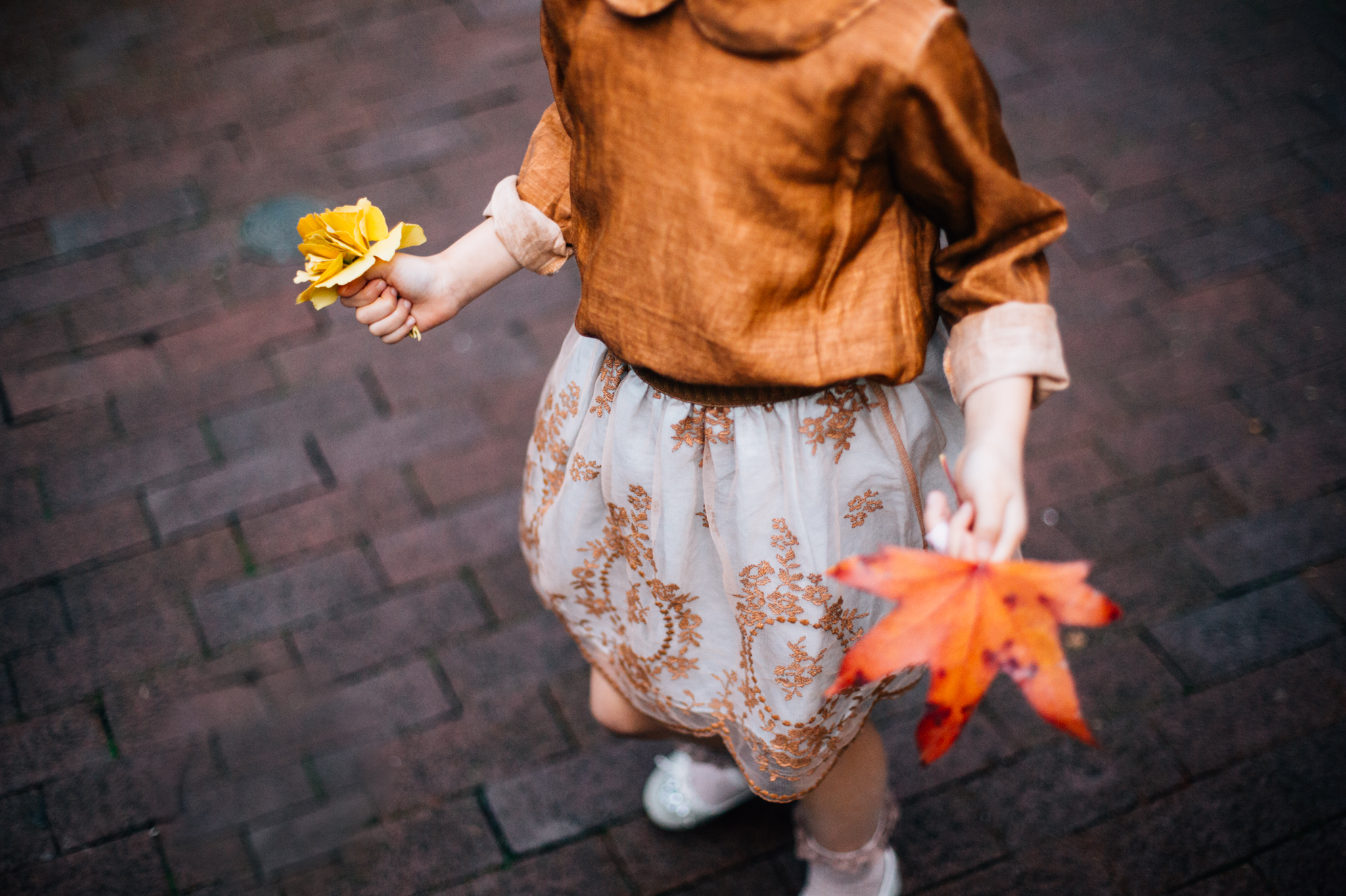 Vancouver Gastown Christmas Family Photographer-28.jpg