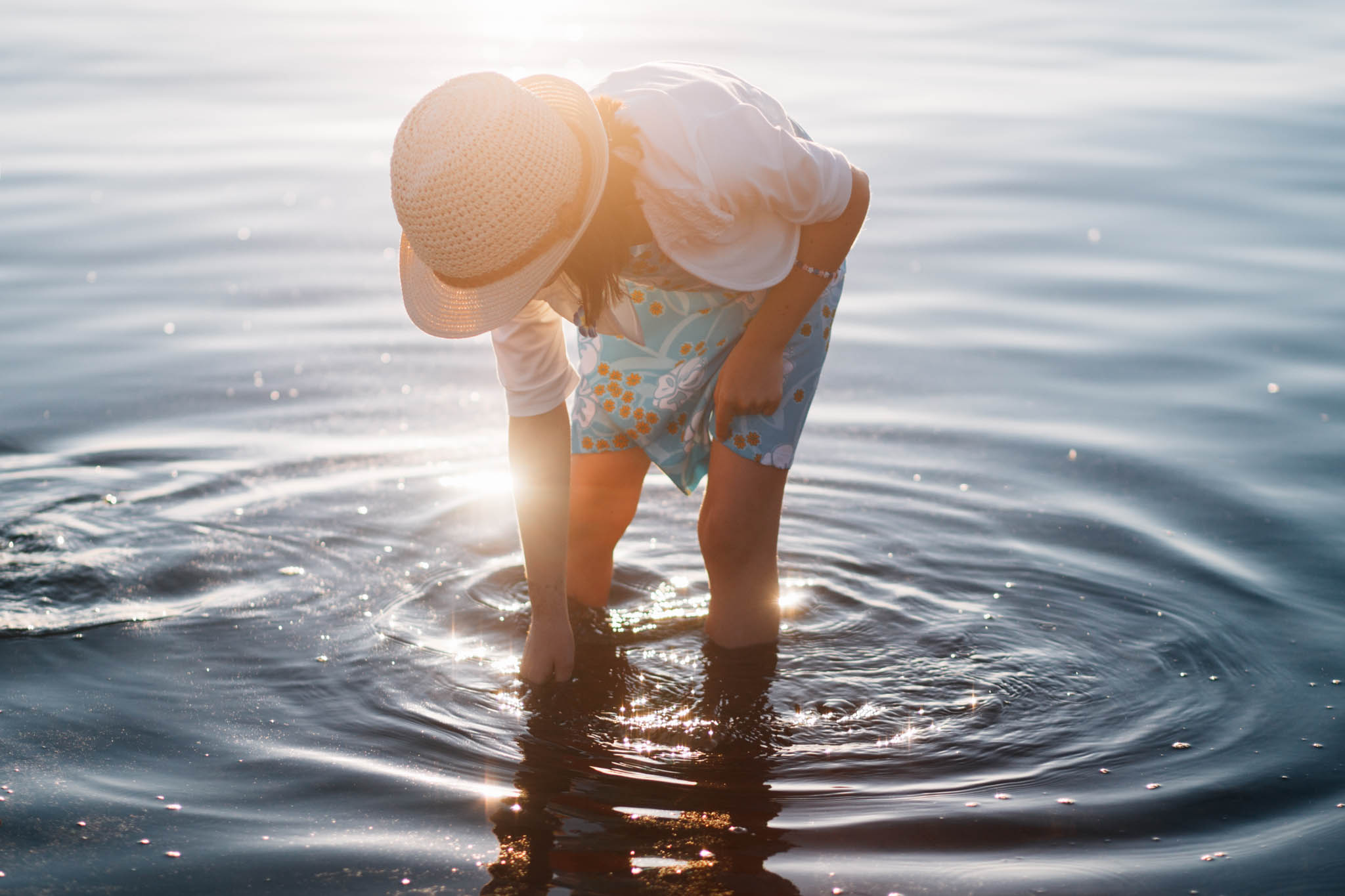 White Rock Crescent Beach Family Photographer -Emmy Lou Virginia Photography-16.jpg