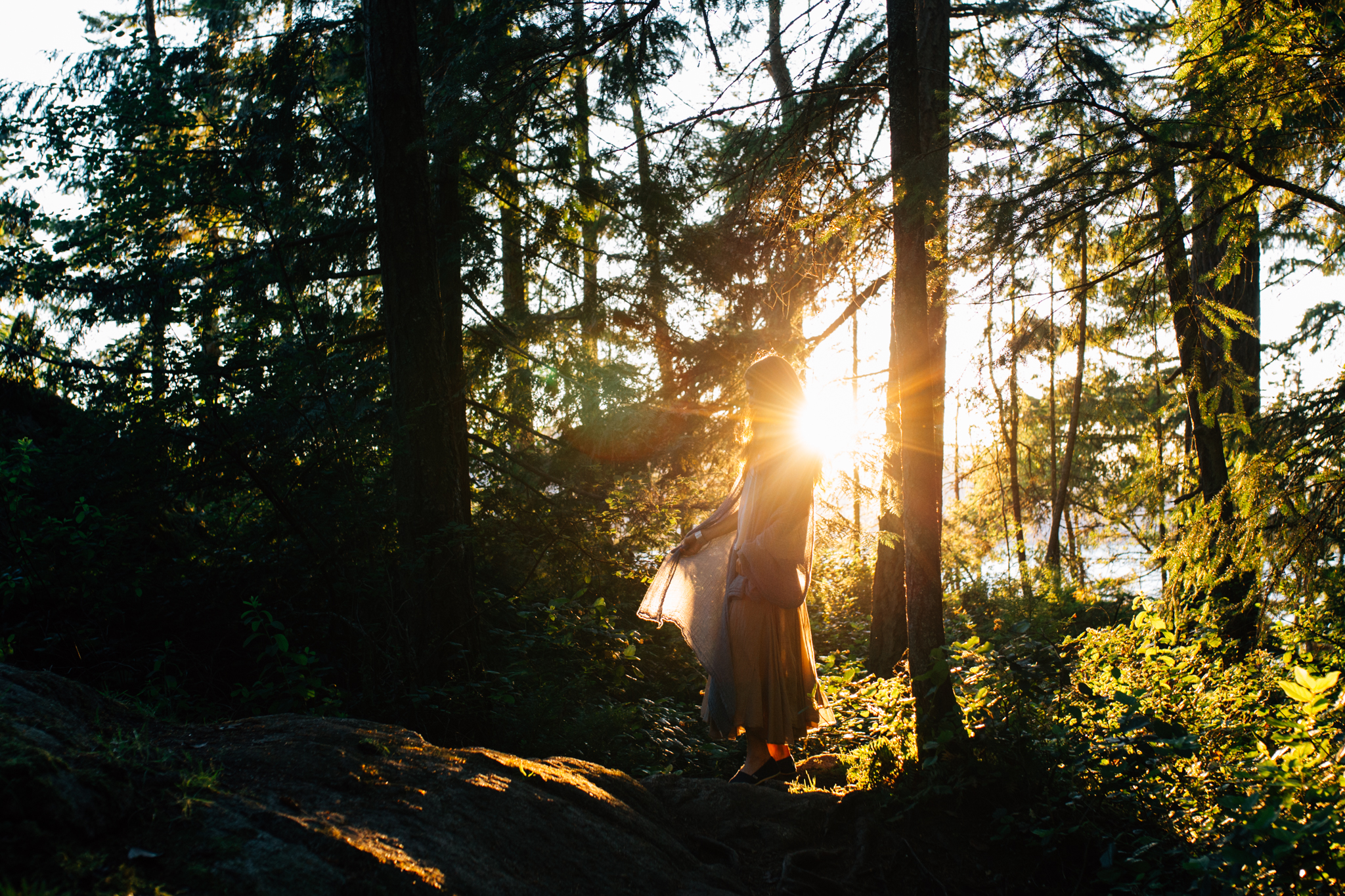 Lighthouse Park Family Photographer West Vancouver -Emmy Lou Virginia Photography-11.jpg