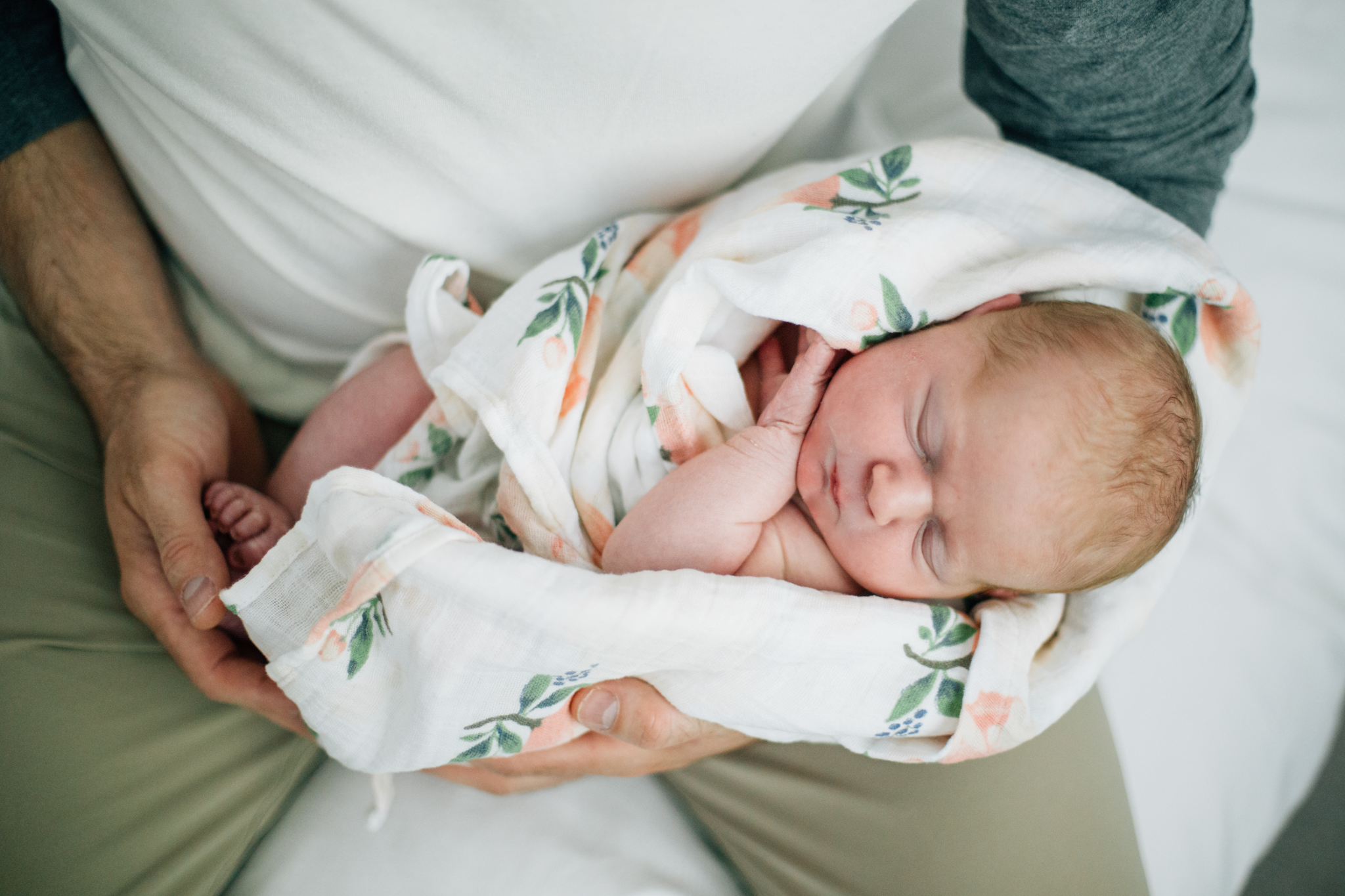 North Vancouver Newborn At Home Photographer - Emmy Lou Virginia Photography-7.jpg