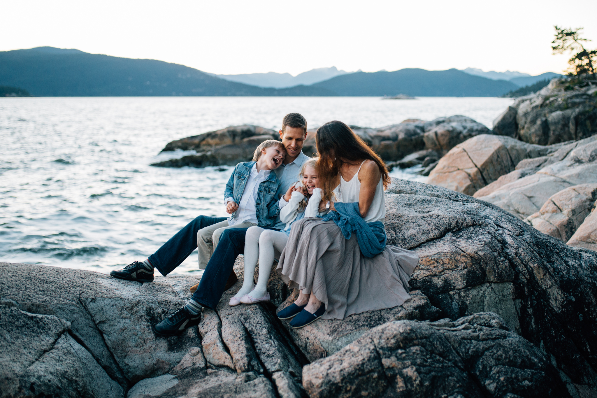 West Vancouver Family Photographer - Emmy Lou Virginia Photography-5.jpg