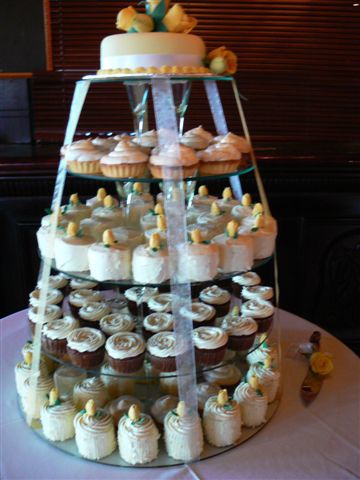 Wedding Cakes | Corporate Event Catering | Private Parties | Food Catering