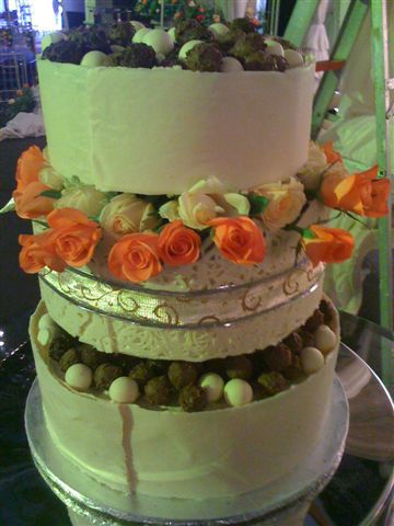 Wedding Cakes | Corporate Event Catering | Private Parties | Food Catering