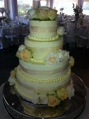 Wedding Cakes | Corporate Event Catering | Private Parties | Food Catering