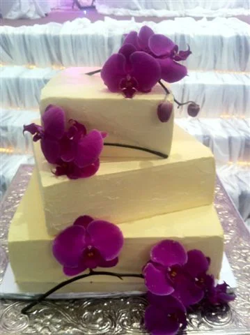 Wedding Cakes | Corporate Event Catering | Private Parties | Food Catering