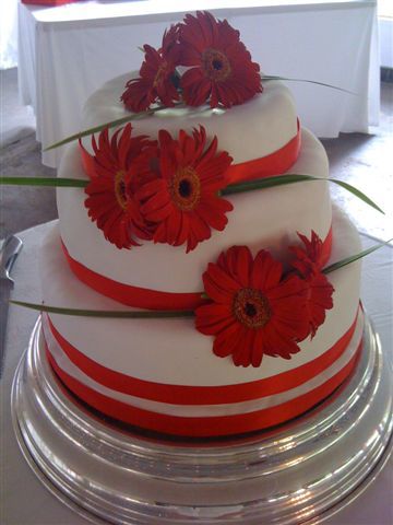 Wedding Cakes | Corporate Event Catering | Private Parties | Food Catering