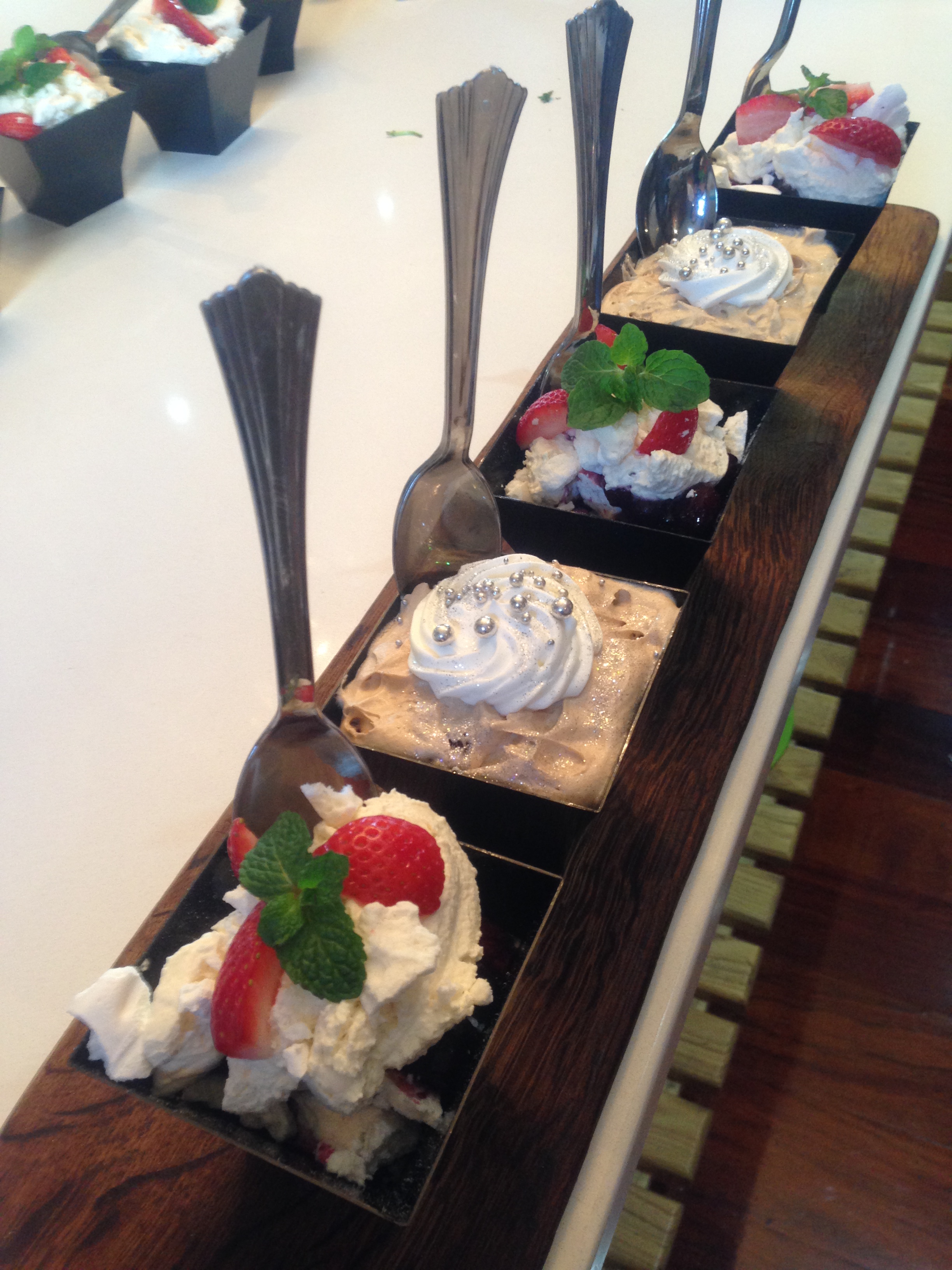 finger and bowl food eton mess and chocolate mousse.jpg