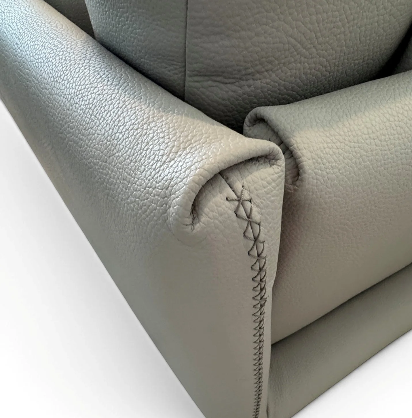 scandesign-scan-design-italian-leather-modern-sofa 08-sh.jpg