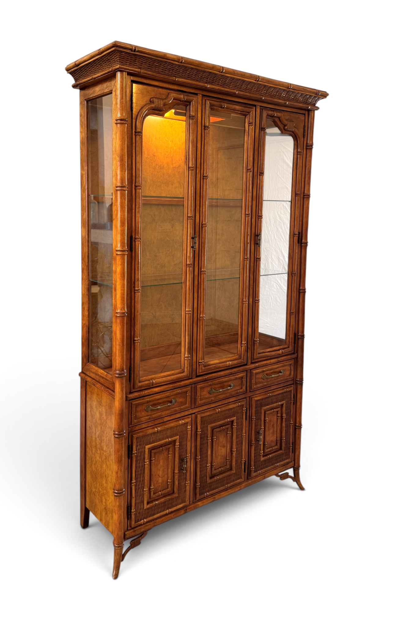 vintage-standley-faux-bamboo-woven-rattan-fretwork-lighted-china-display-cabinet 01-sh.png