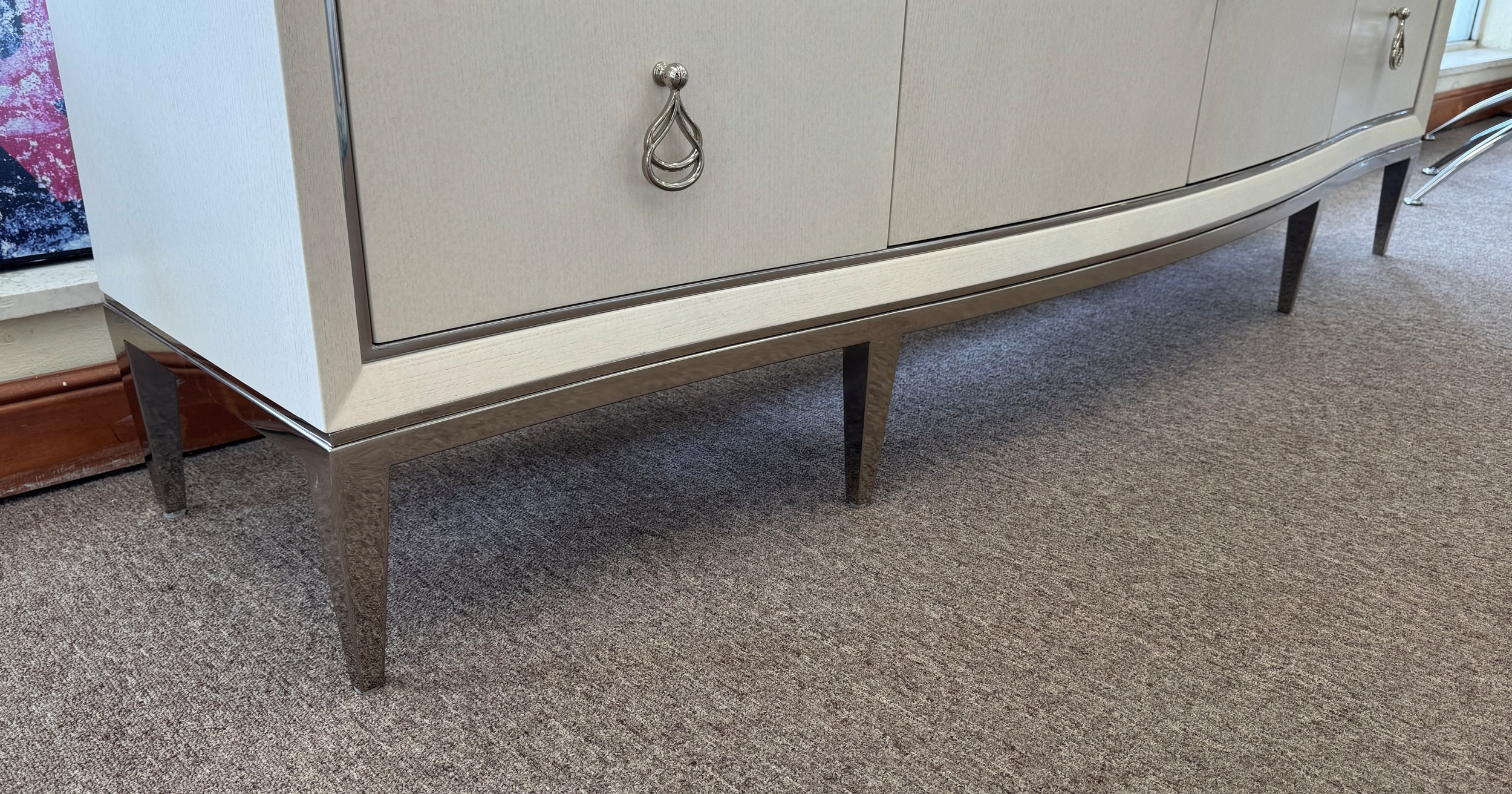 bernhardt-calista-entertainment-credenza-console-sideboard 09.jpg (Copy)