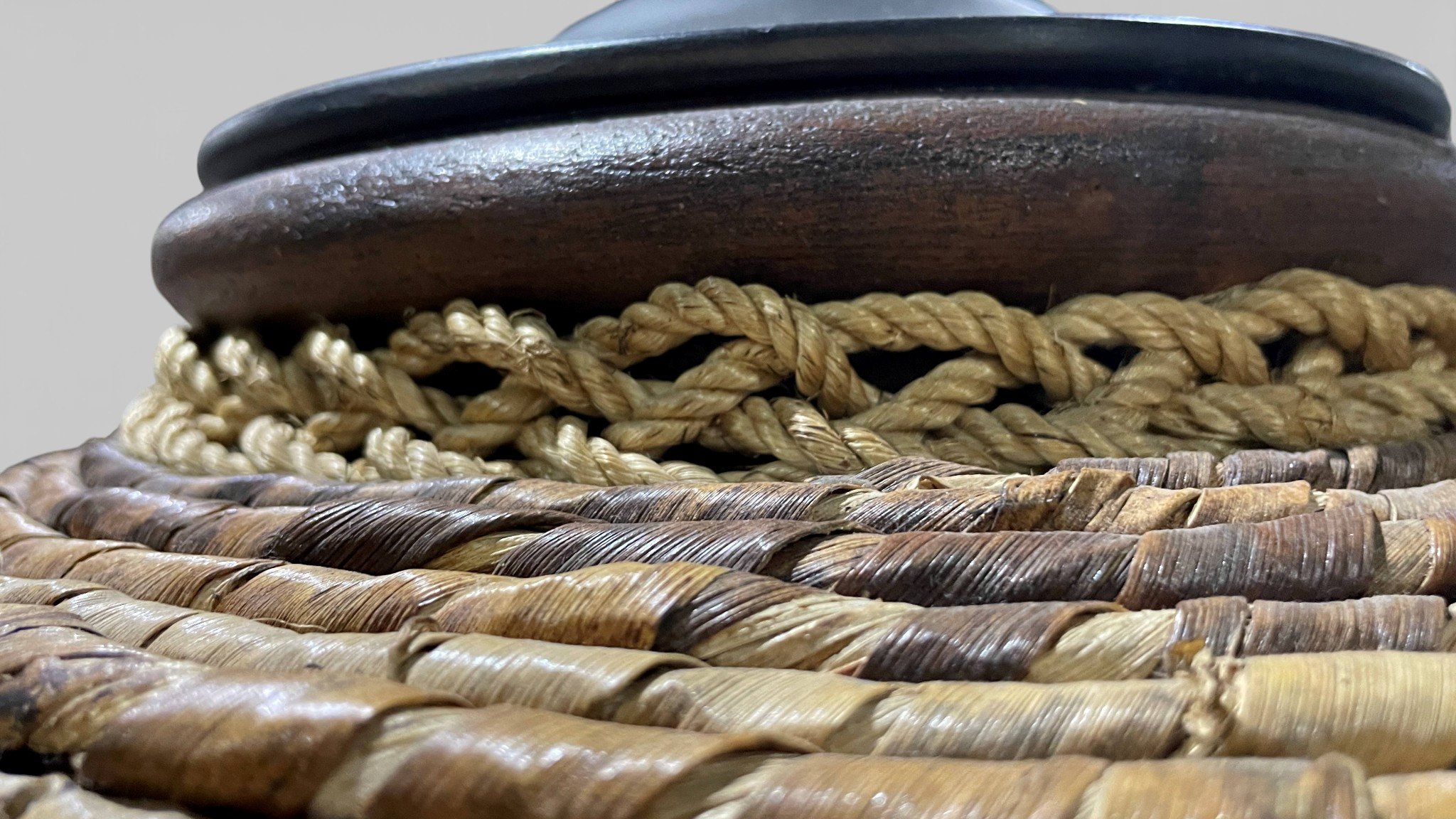 maitland-smith-organic-modern-coastal-seagrass-wrapped-table-lamps-set-pair-of-2 03-sh.jpg