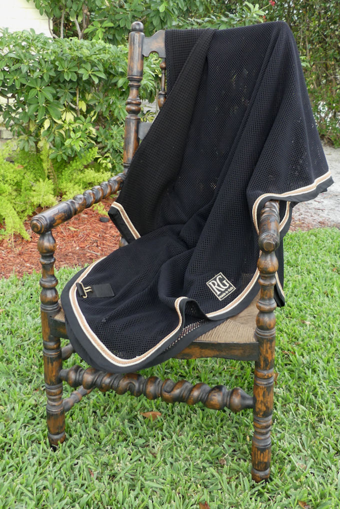 RG Italy Equestrian Black Horse Net rgitaly rgitalyhorserug finefurniture highendfurniture