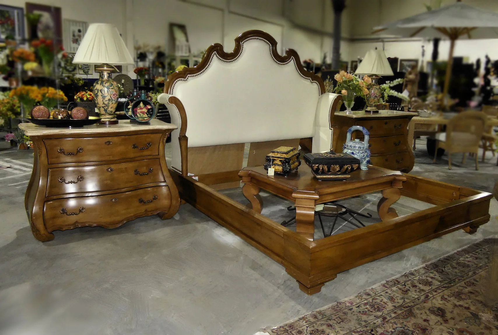 SOLD Century Furniture Caperana King Set