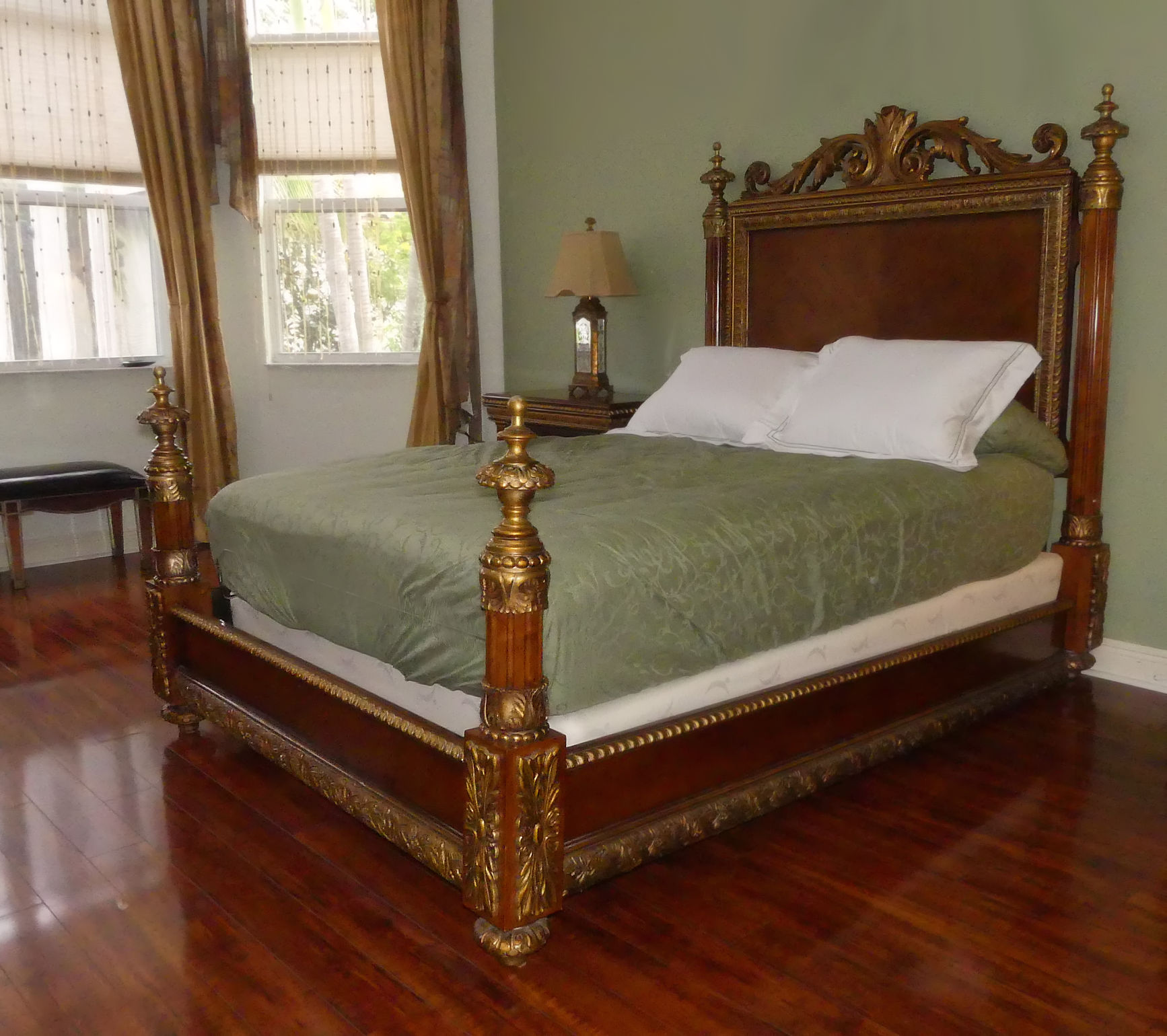 SOLD Pulaski Belissimo Queen Size Bed