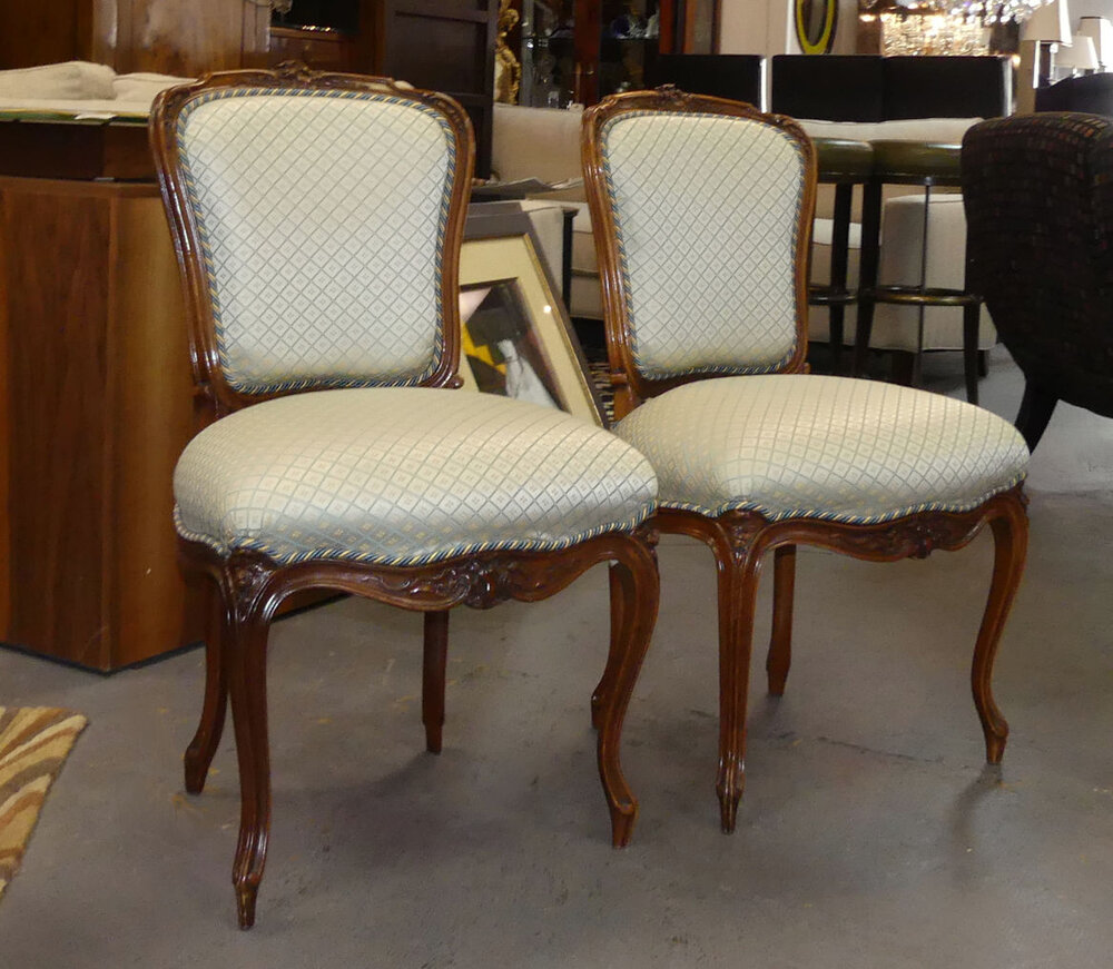SET OF 2 - CUSTOM ESTATE SOLID WOOD CHAIRS - KING LOUIS XV - furniture - by  owner - sale - craigslist