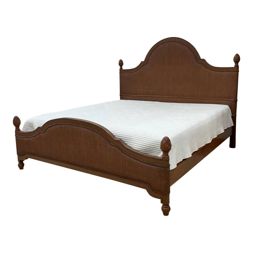 Encore Furniture Gallery-Tommy Bahama King Size Bed With Pineapple