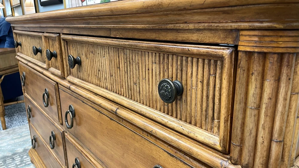 Encore Furniture Gallery-Tommy Bahama Beach House Biscayne 9-Drawer Dresser