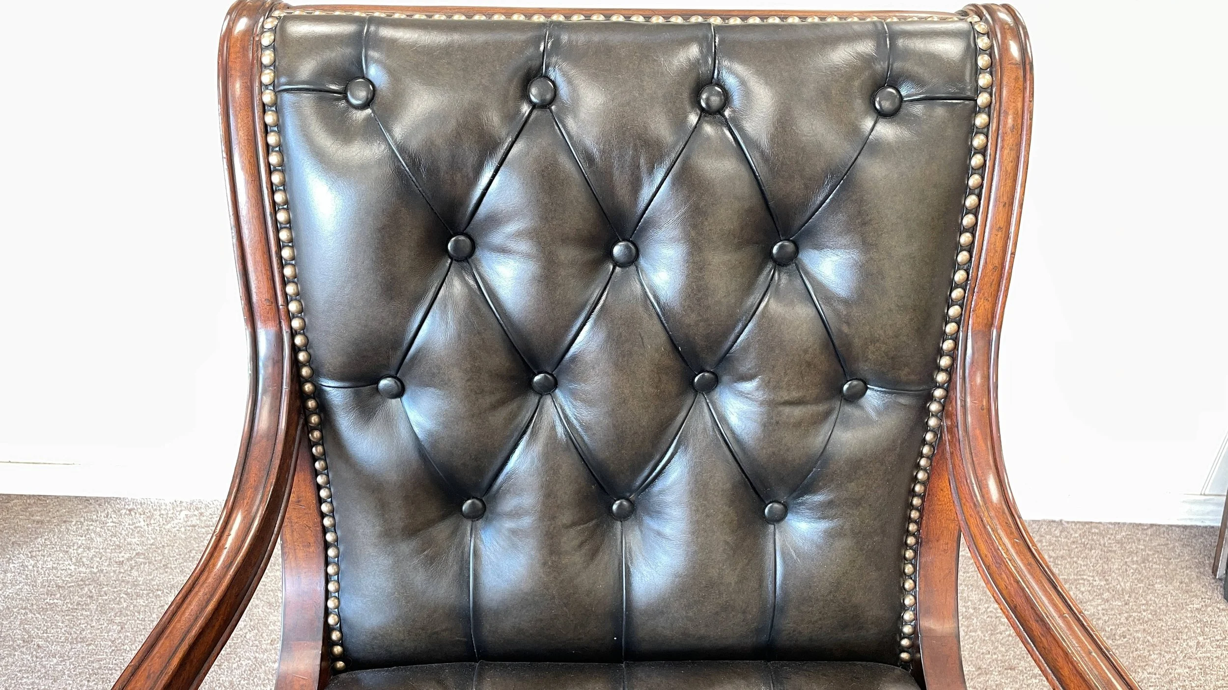 jonathan-charles-windsor-regency-style-metamorphic-library-steps-with-medium-english-library-green-leather 09.jpg