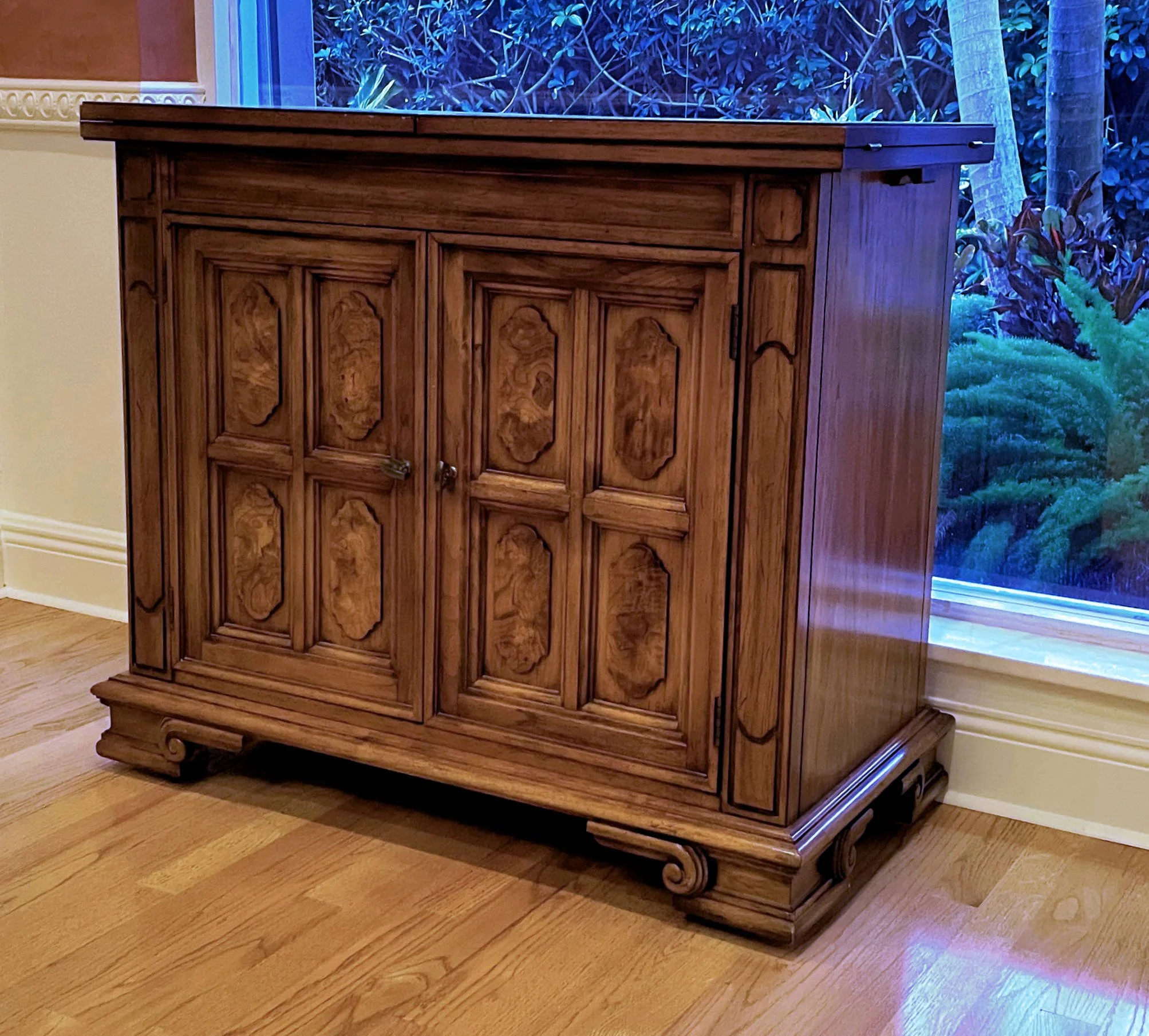 thomasville-legacy-collection-flip-op-server-buffet-sideboard 00.jpg