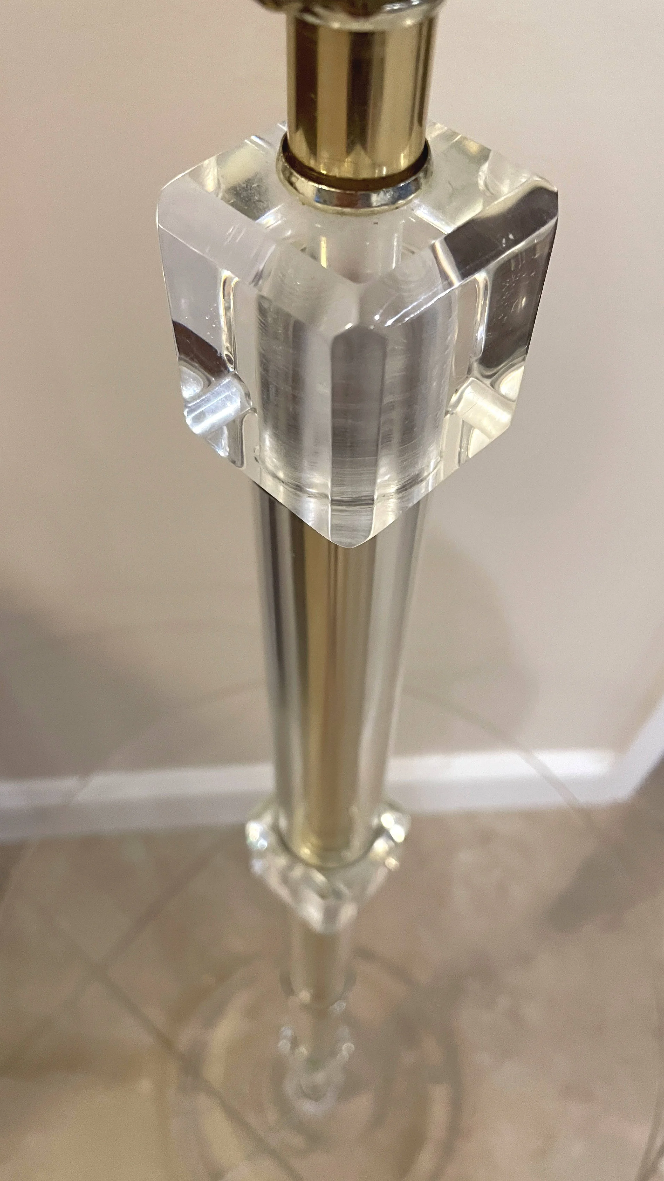 vintage-lucite-lamp-with-table-floor-table-lamp-floor-lamp 06.jpg