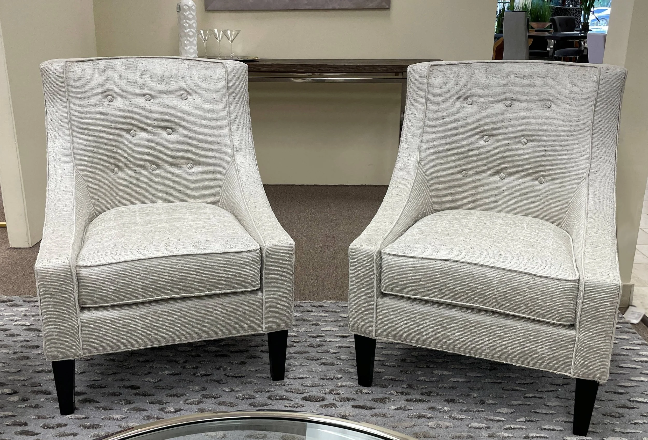 bernhardt-swoop-arm--button-back-accent-lounge-chairs-set-pair-of-2 00.jpg