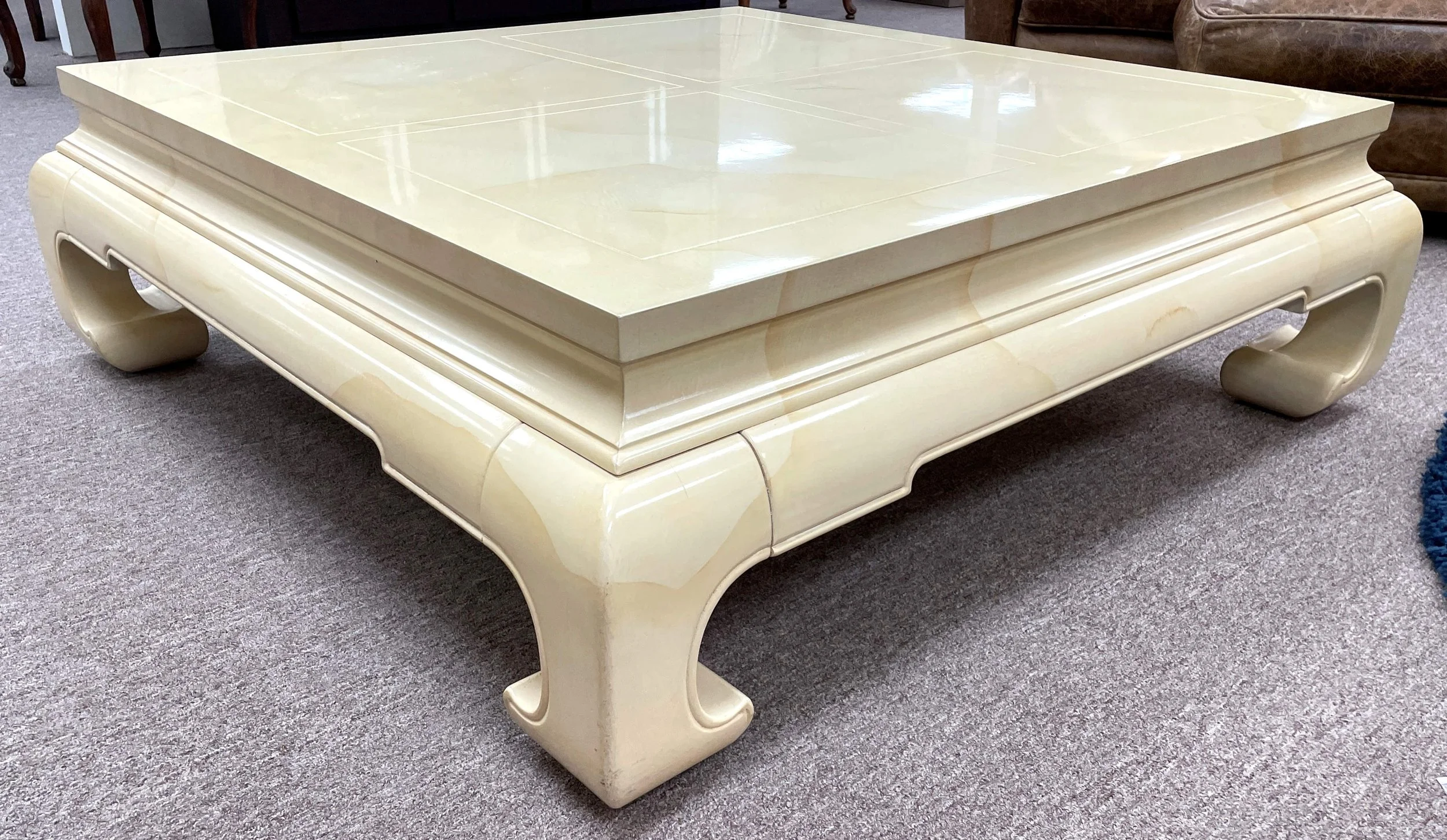 vintage-henredon-ming-style-faux-goatskin-lacquered-coffee-table 08.jpg