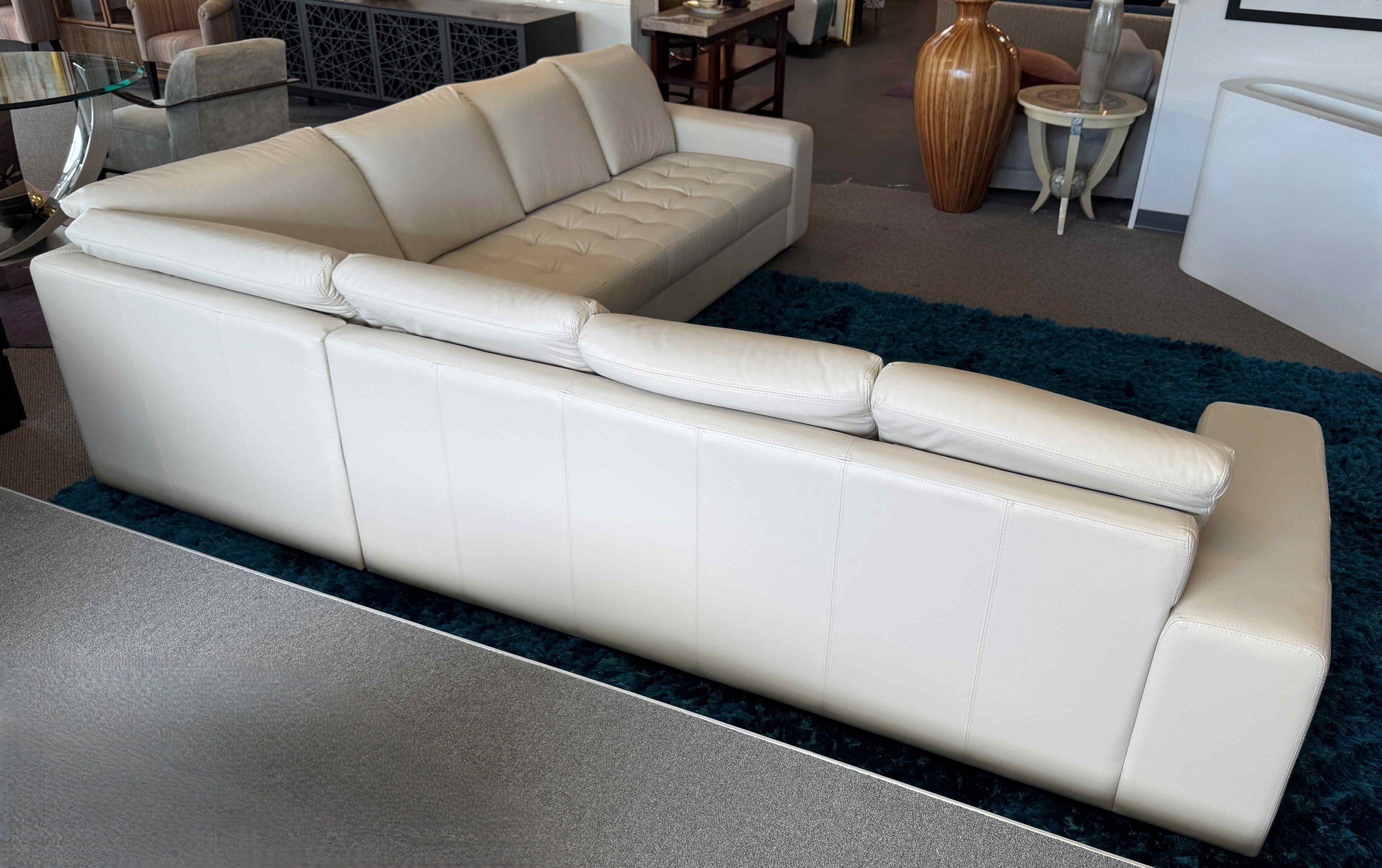 ns-design-custom-leather-sectional-off-white 07.jpg
