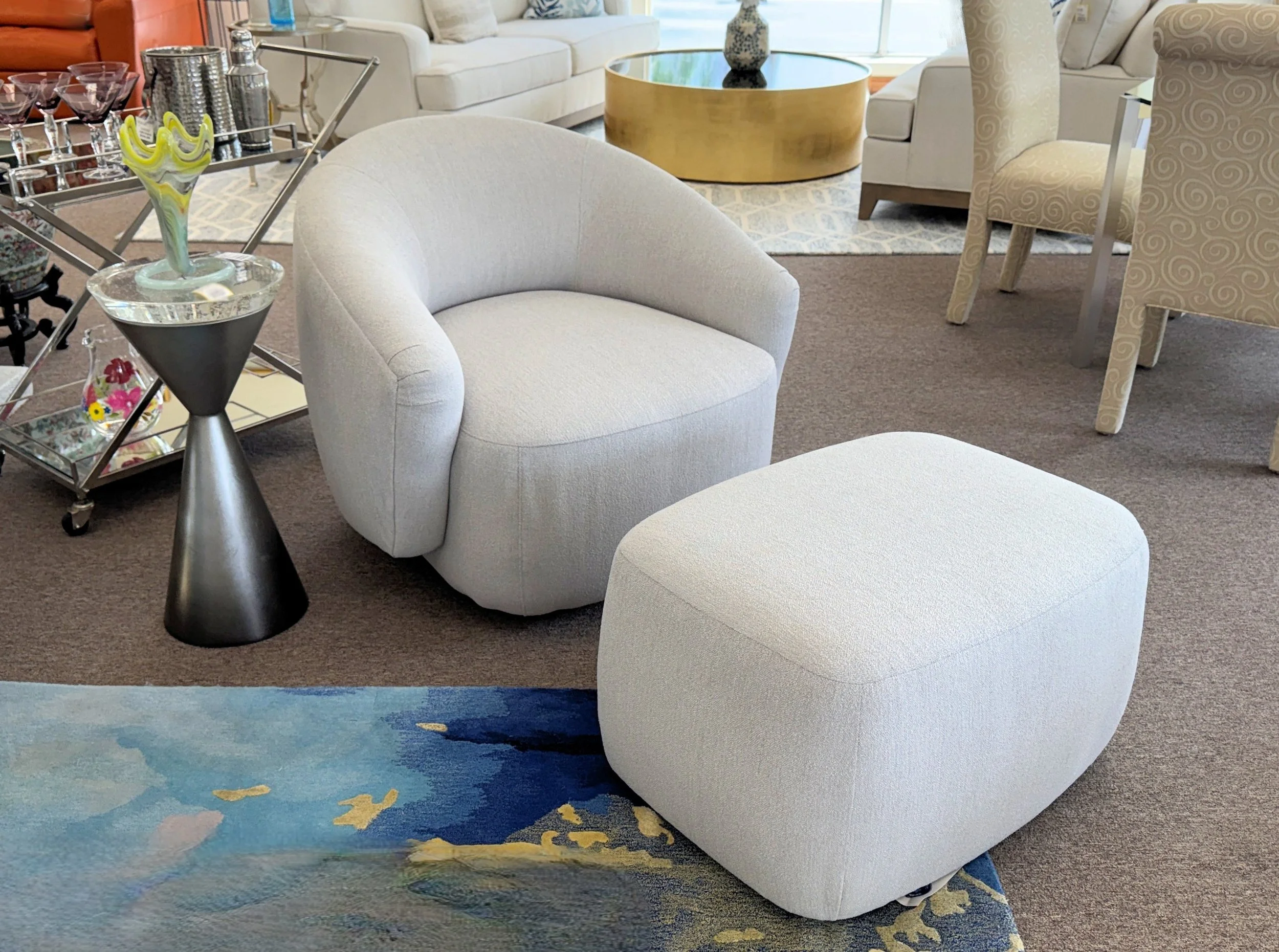vanguard-gabriella-swivel-chair-anderson-ottoman-set 02.jpg
