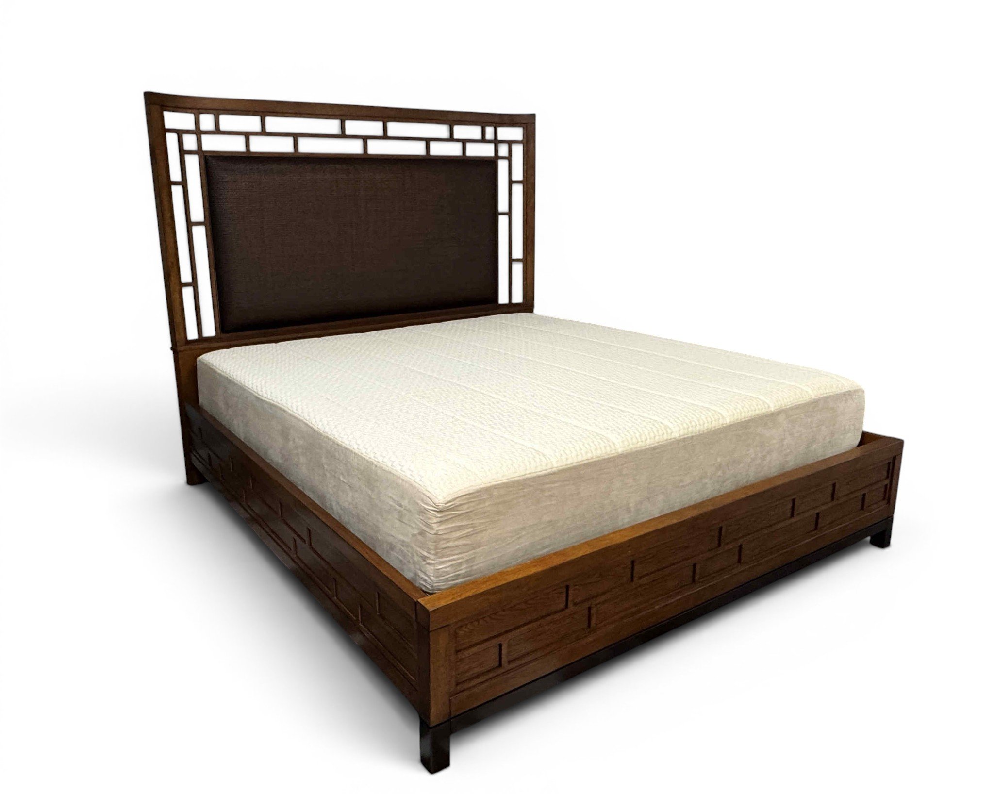 lexington-tommy-bahama-ocean-club-paradise-point-king-bed 03-sh.jpg