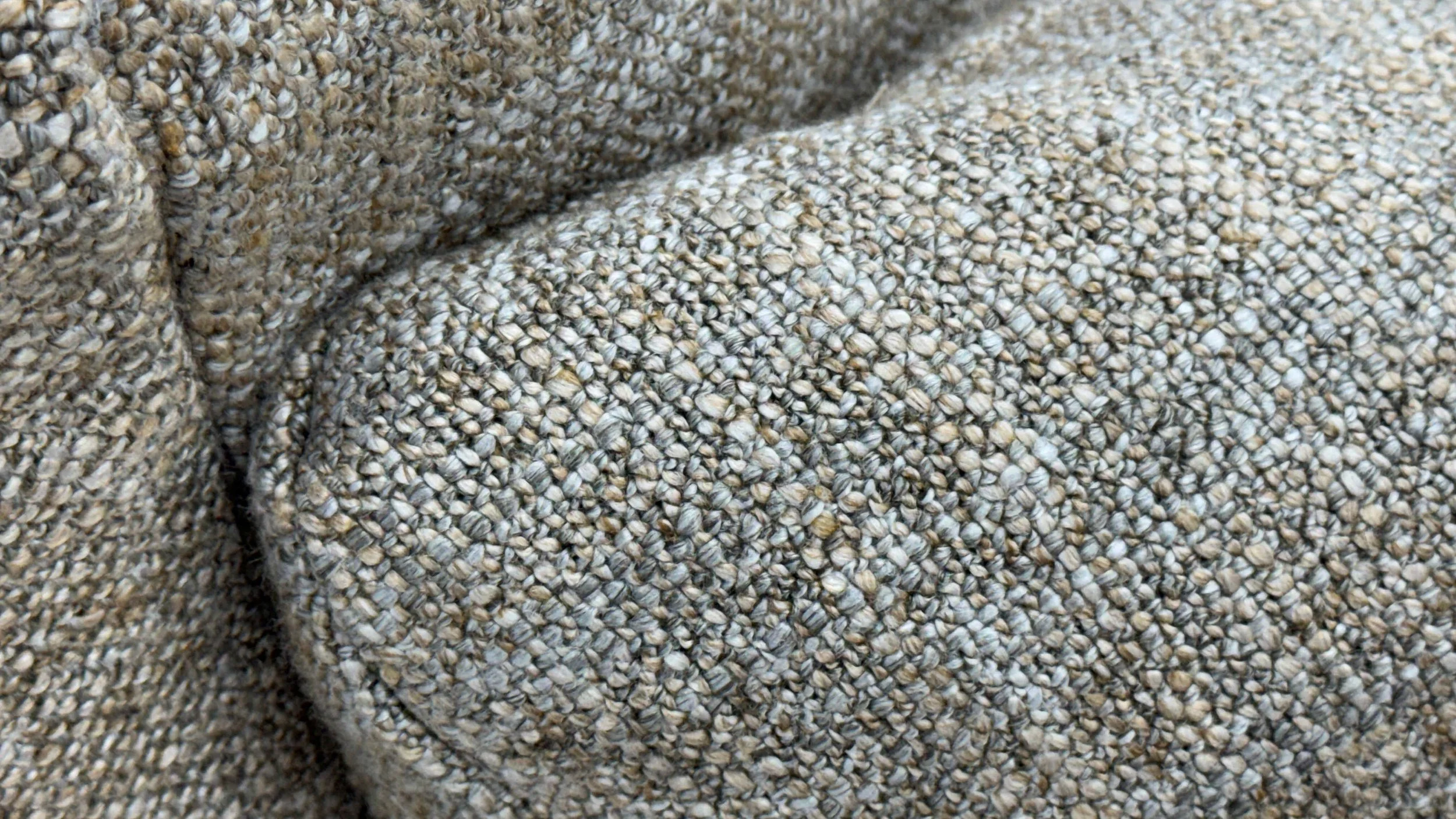 swaim-kravet-carlsbad-style-3-piece-secitonal 06.jpg